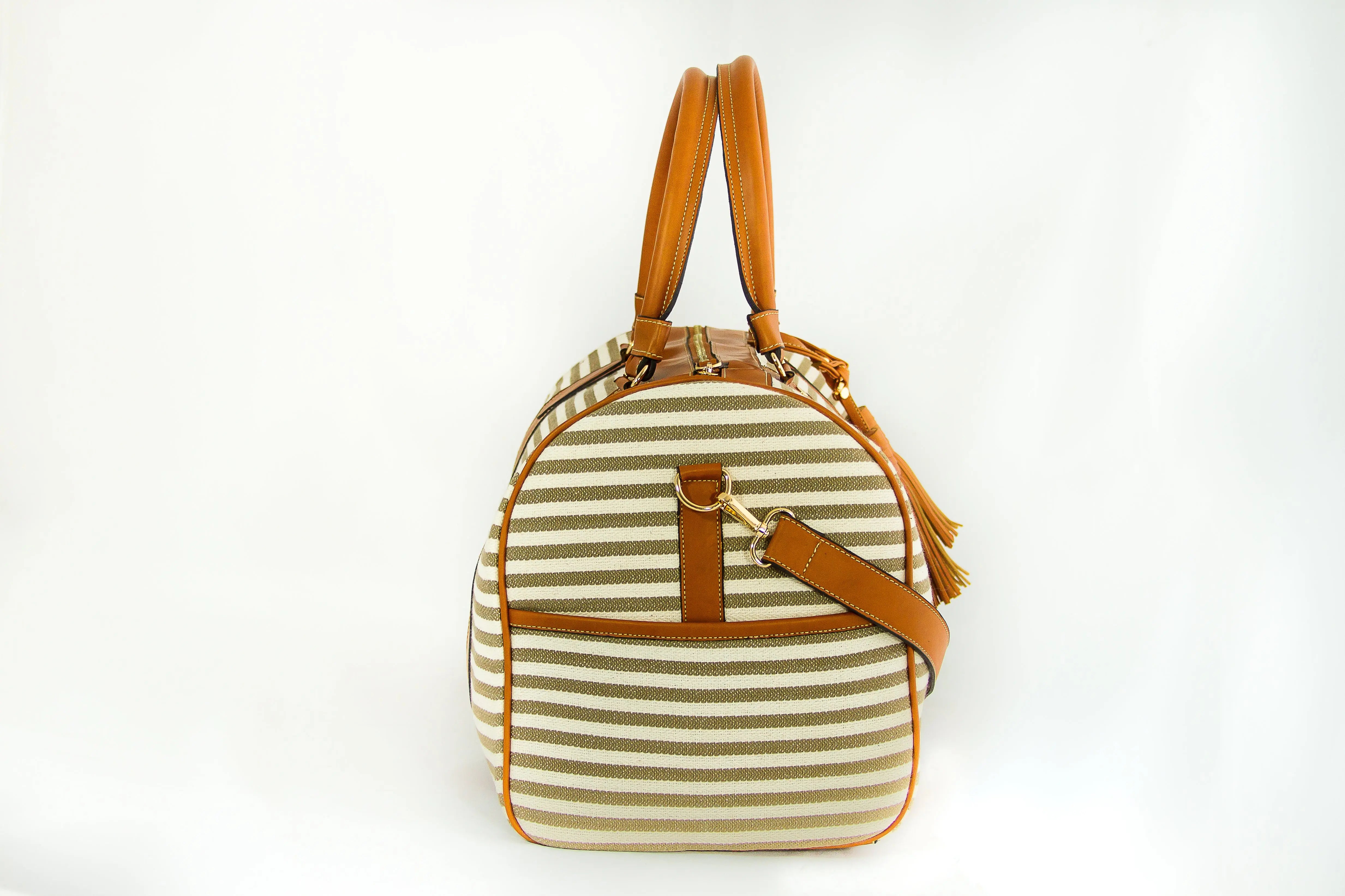 Riviera Weekender Bag — Medium Sangre de Mar