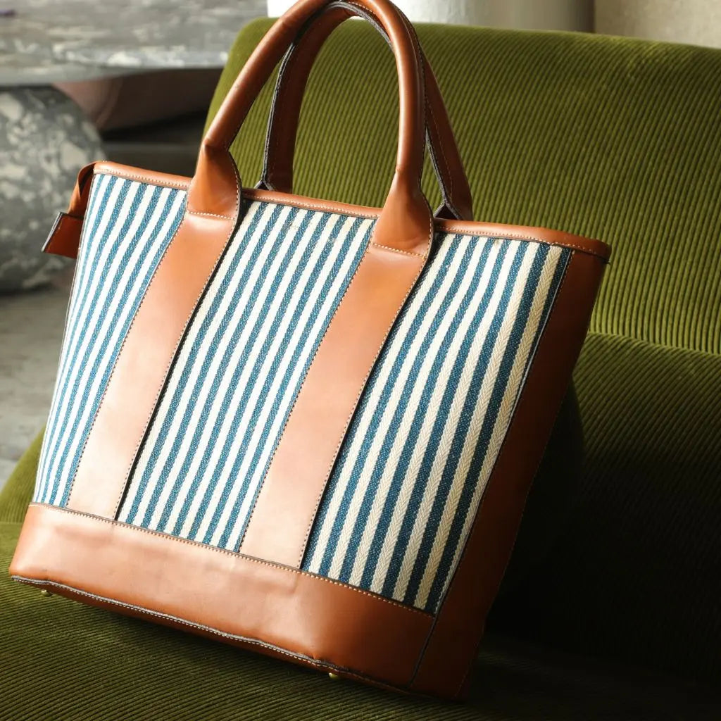 Riviera Carryall Tote Bag Sangre de Mar