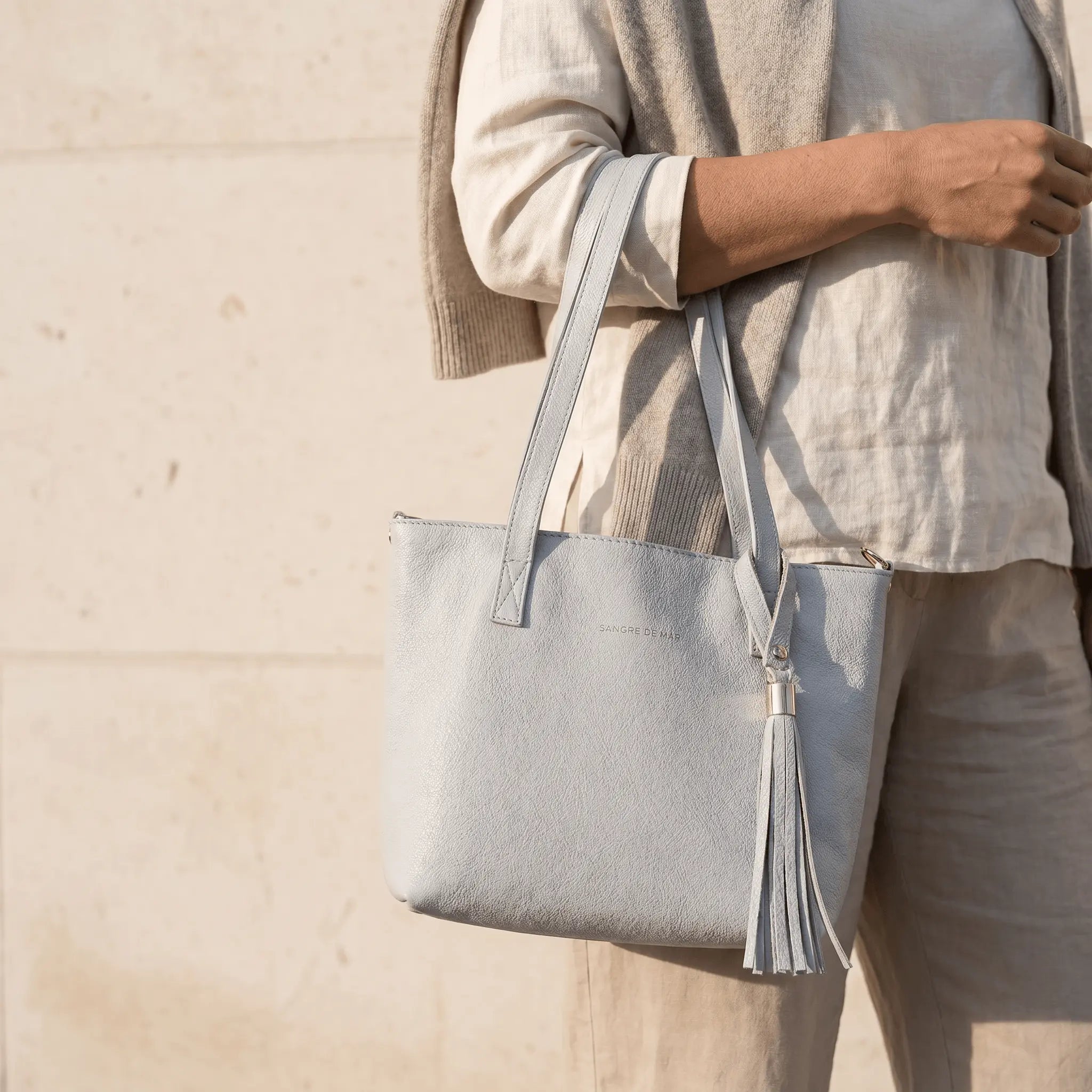 Atlantica Mini Tote · Ice Full-Grain Leather Sangre de Mar