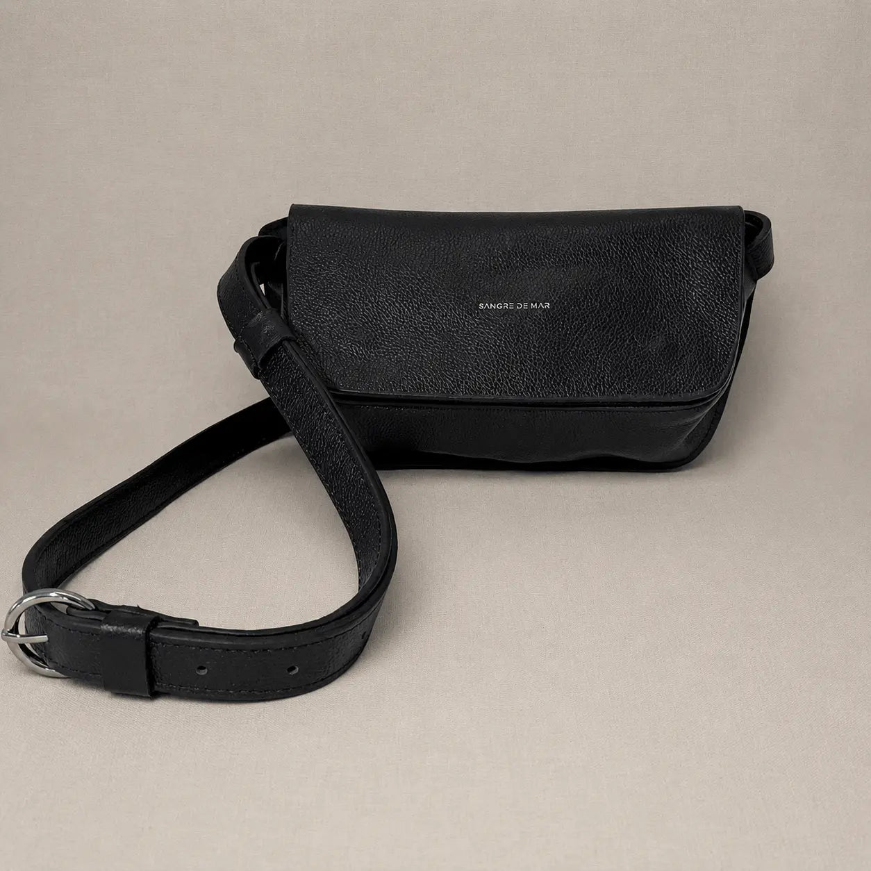 Bajamar Sling Bag — black full-grain pebbled leather — front view | Sangre de Mar handcrafted leather