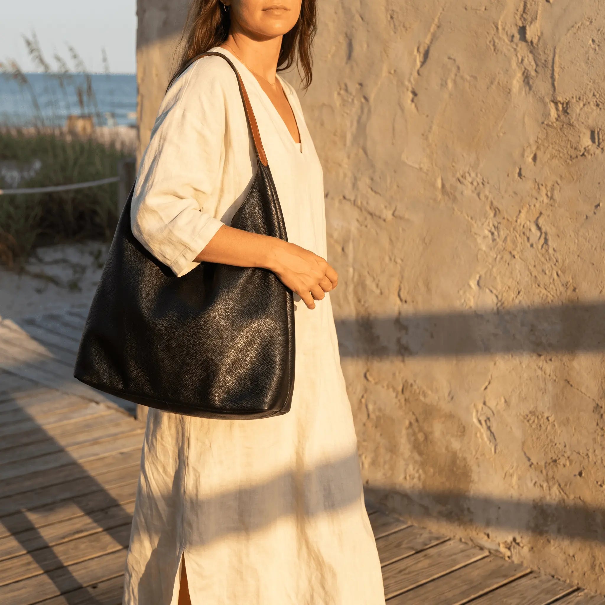 Sienna Leather Tote · Black Full-Grain Leather with Brown Contrast Handles Sangre de Mar